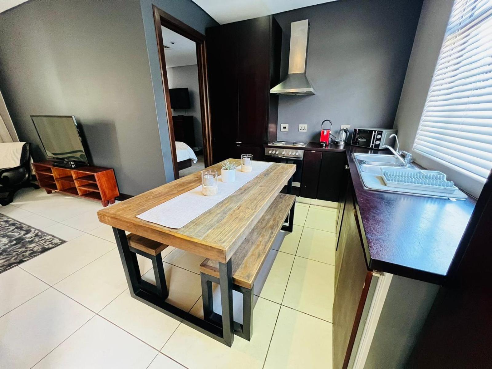 Tredenham Boutique Hotel Bloemfontein Exterior photo A kitchen in a hotel