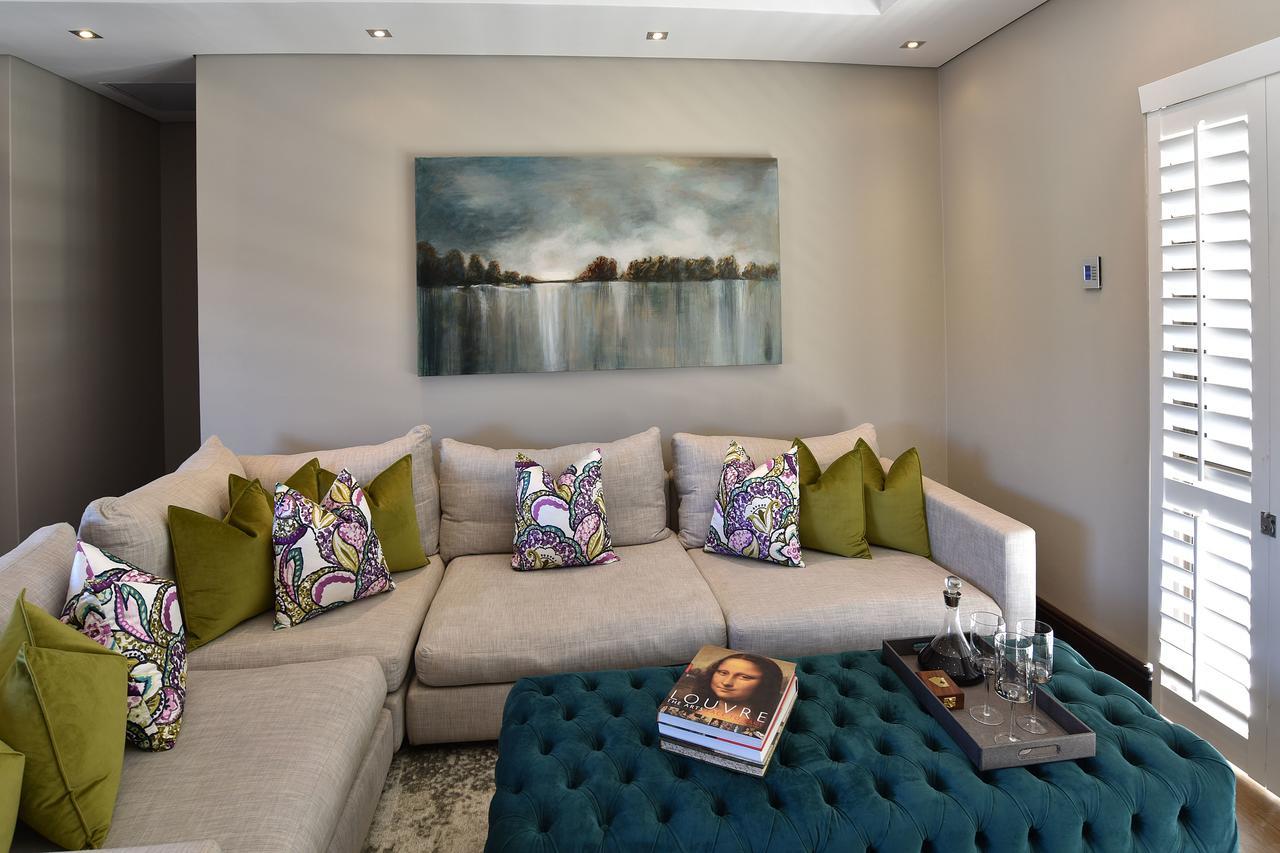 Tredenham Boutique Hotel Bloemfontein Exterior photo A painting by the artist